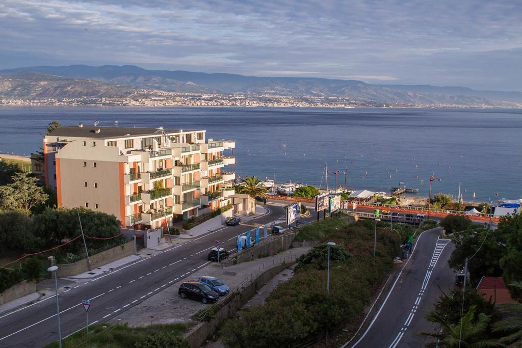 Luxury Apartment Messina Eksteriør bilde